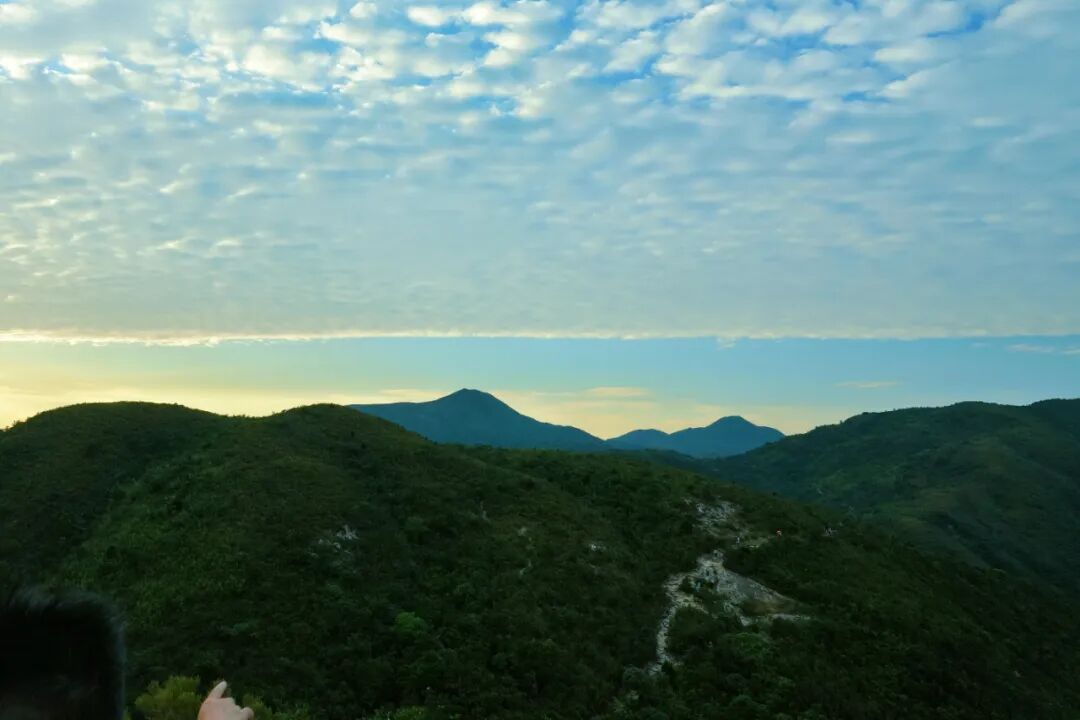 同我去行山！7个钟睇尽香港靓到“离谱”嘅海！ 配图 8