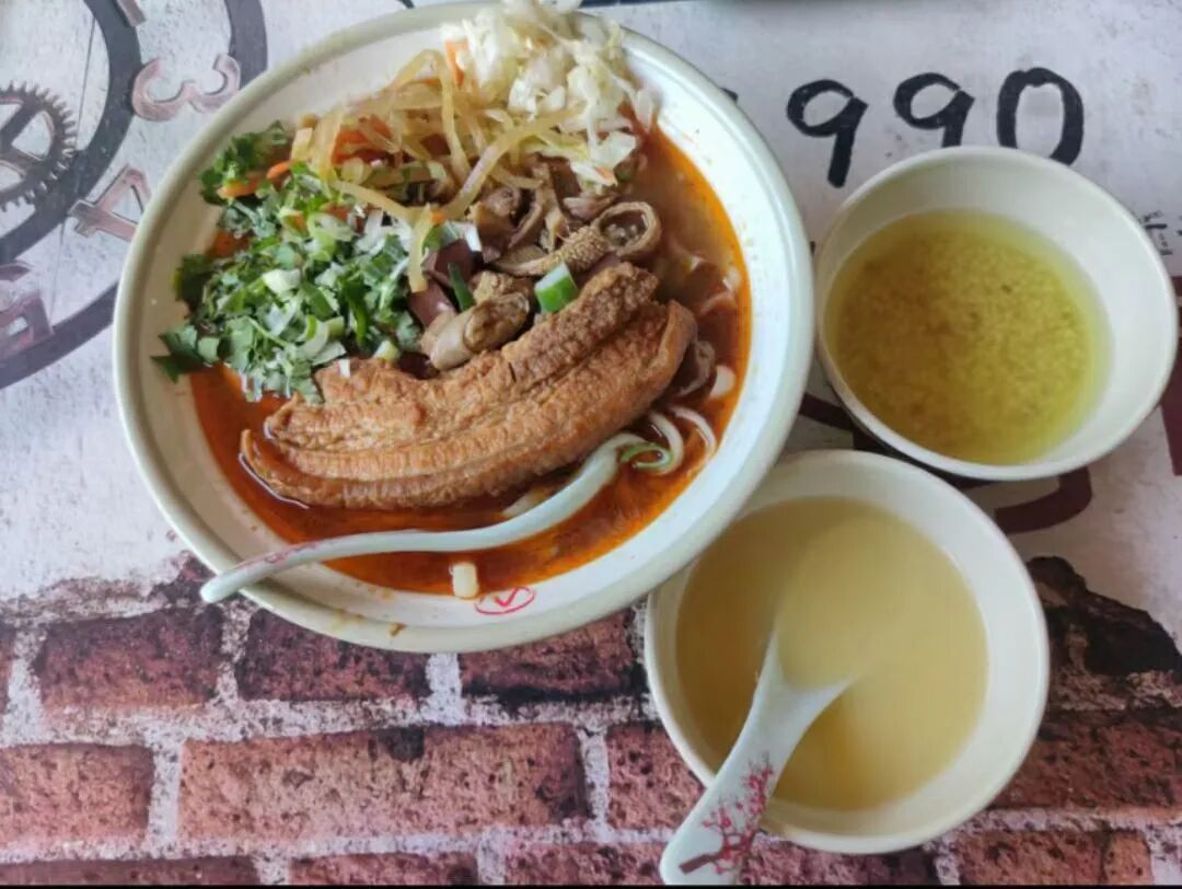 最近刷片记录 |又哭又笑，敬每一个勇敢出发的自己 配图 19
